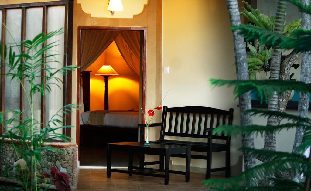 The Natia, A Seaside Hotel Candi Dasa  Ngoại thất bức ảnh