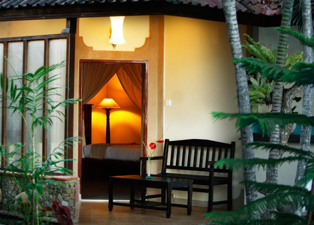 The Natia, A Seaside Hotel Candi Dasa  Ngoại thất bức ảnh